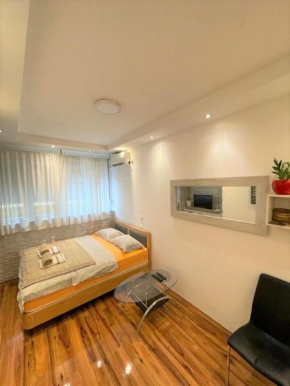 Welcome To Our Easygoing Apartment